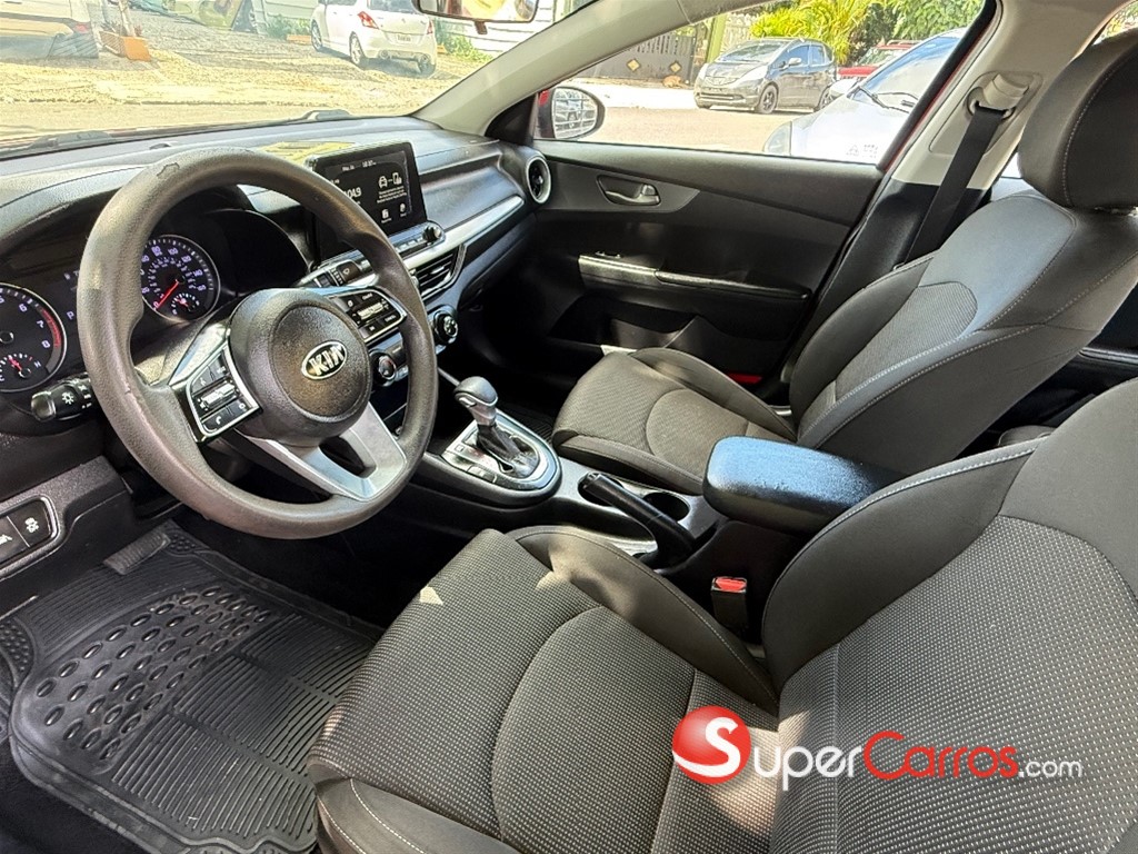 2020 Kia Forte LXS — foto 12 / 12