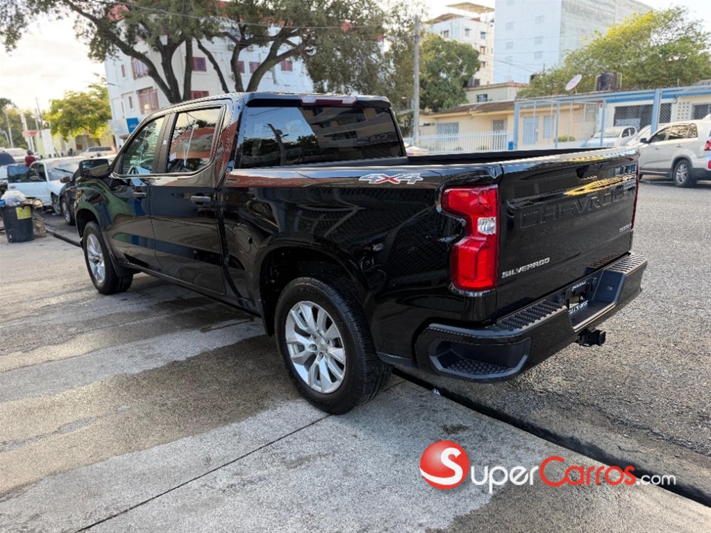 2020 Chevrolet Silverado Custom — foto 5 / 11