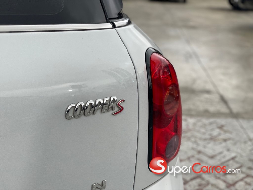 2016 Mini Cooper Countryman S — foto 8 / 12