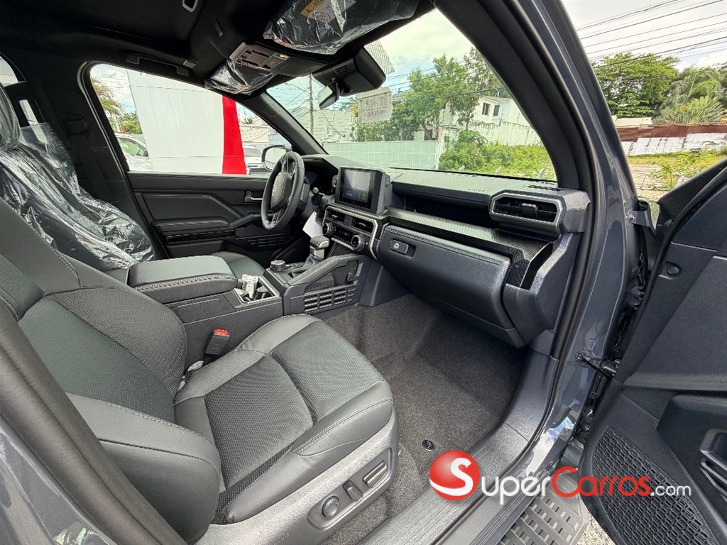 2027 Toyota 4 Runner Limited — foto 7 / 12