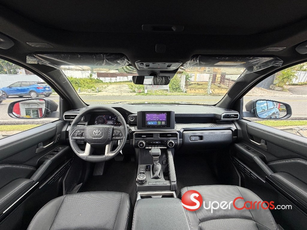2027 Toyota 4 Runner Limited — foto 9 / 12