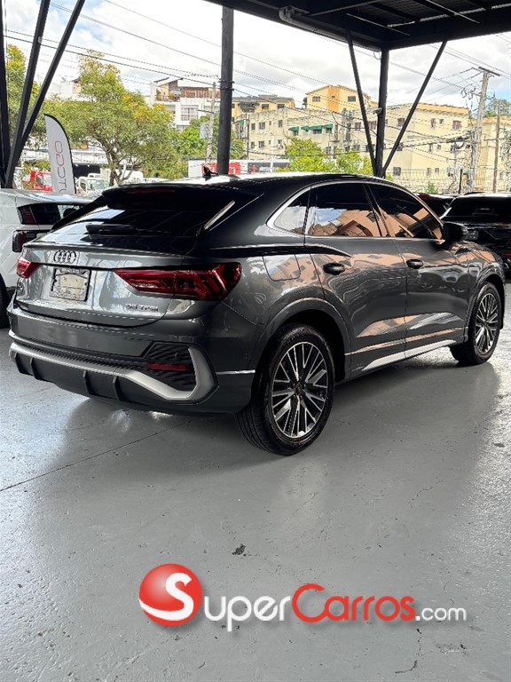 2021 Audi Q3 S Line — foto 7 / 8