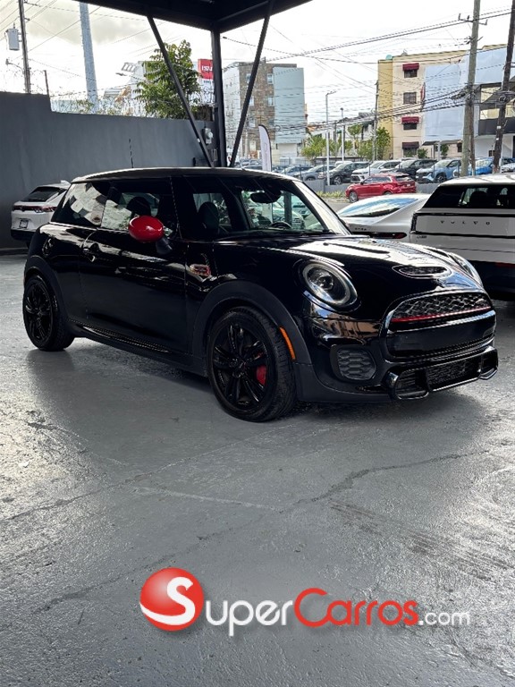 2019 Mini Cooper Countryman John Cooper Works — foto 2 / 7