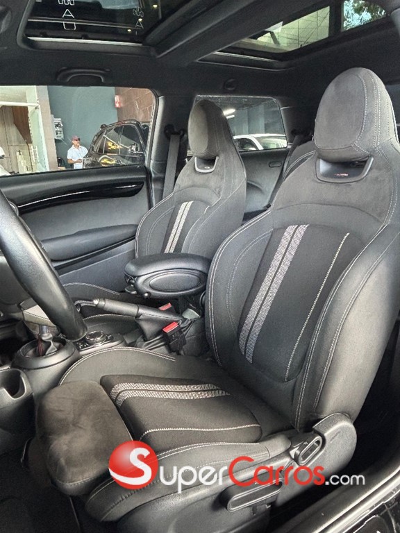 2019 Mini Cooper Countryman John Cooper Works — foto 4 / 7