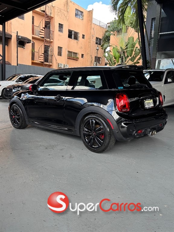 2019 Mini Cooper Countryman John Cooper Works — foto 6 / 7