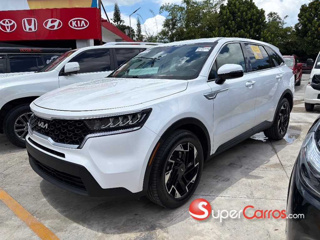 2023 Kia Sorento LX — foto 4 / 9