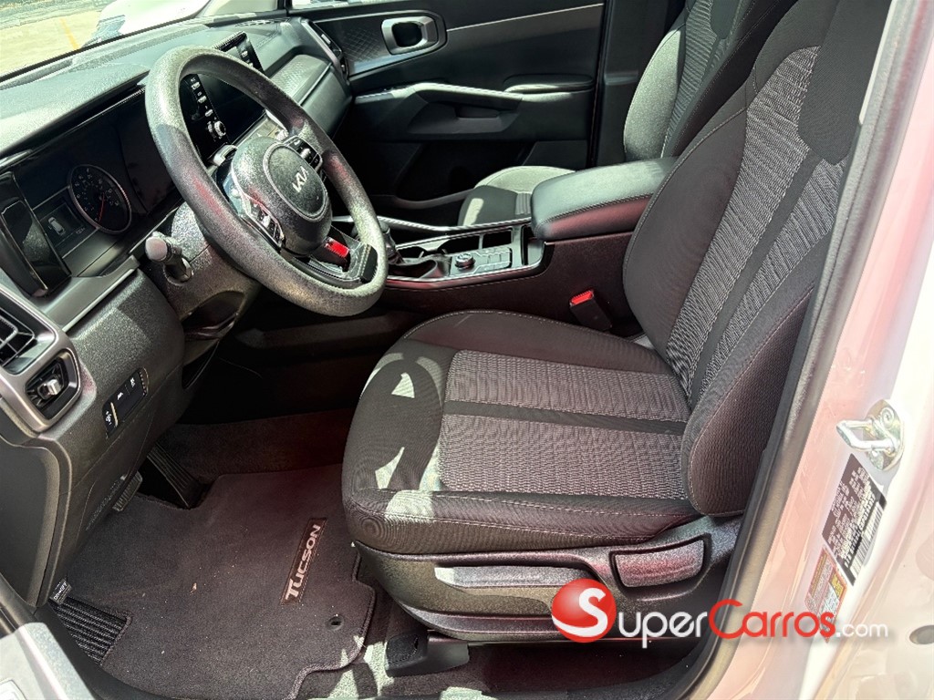 2023 Kia Sorento LX — foto 8 / 9
