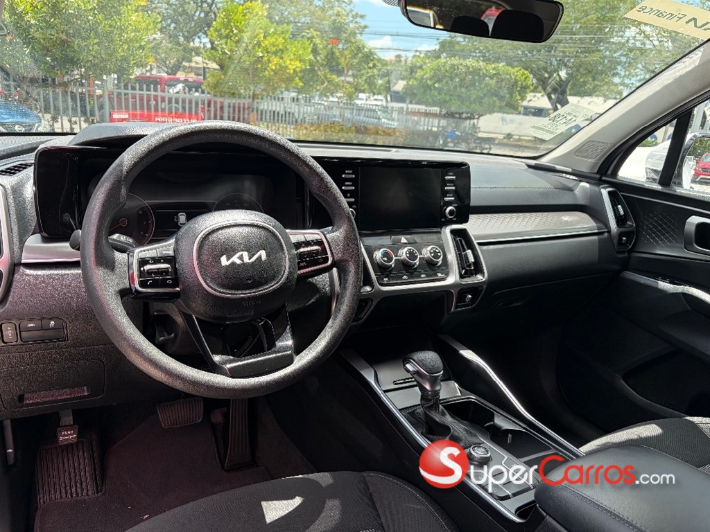 2023 Kia Sorento LX — foto 9 / 9