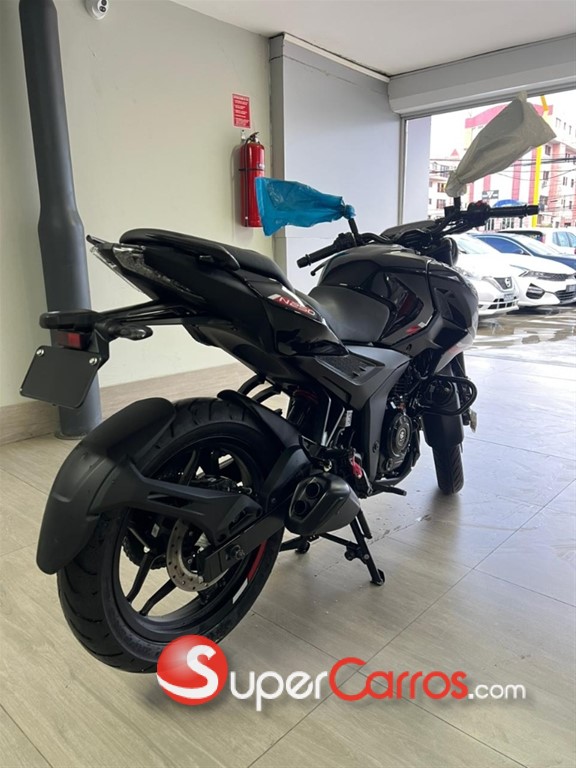 2025 Bajaj Pulsar — foto 3 / 10