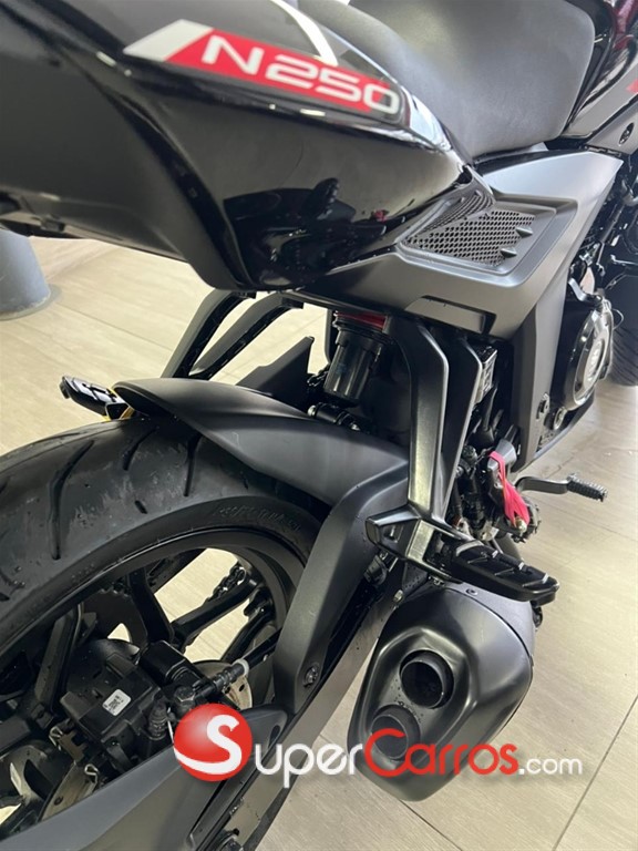 2025 Bajaj Pulsar — foto 4 / 10