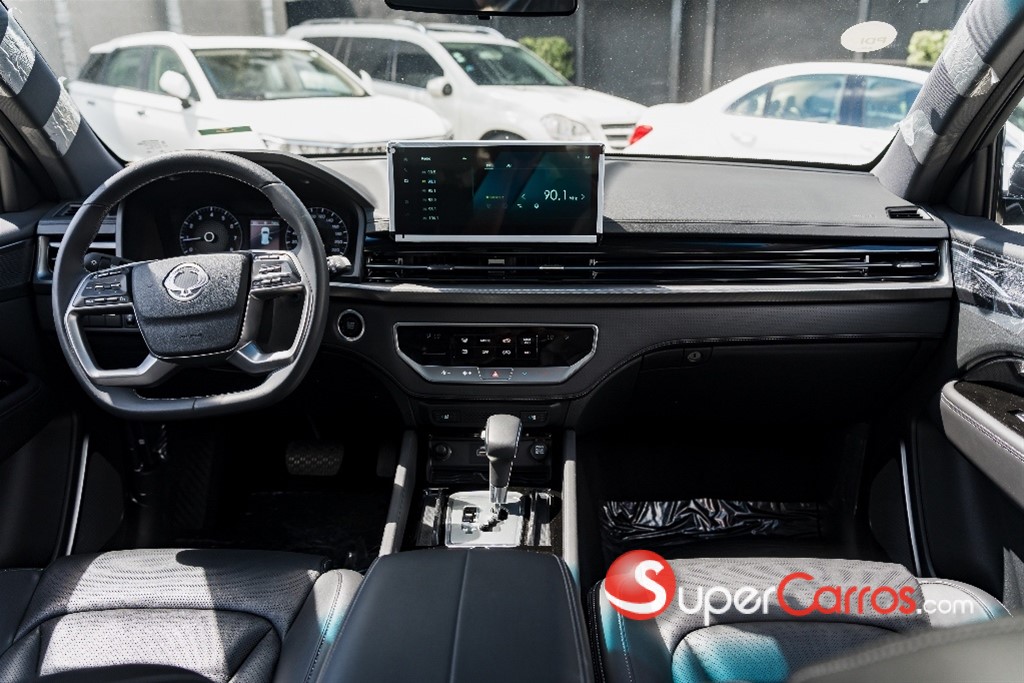 2025 KGM Rexton ADVENTURE — foto 6 / 12