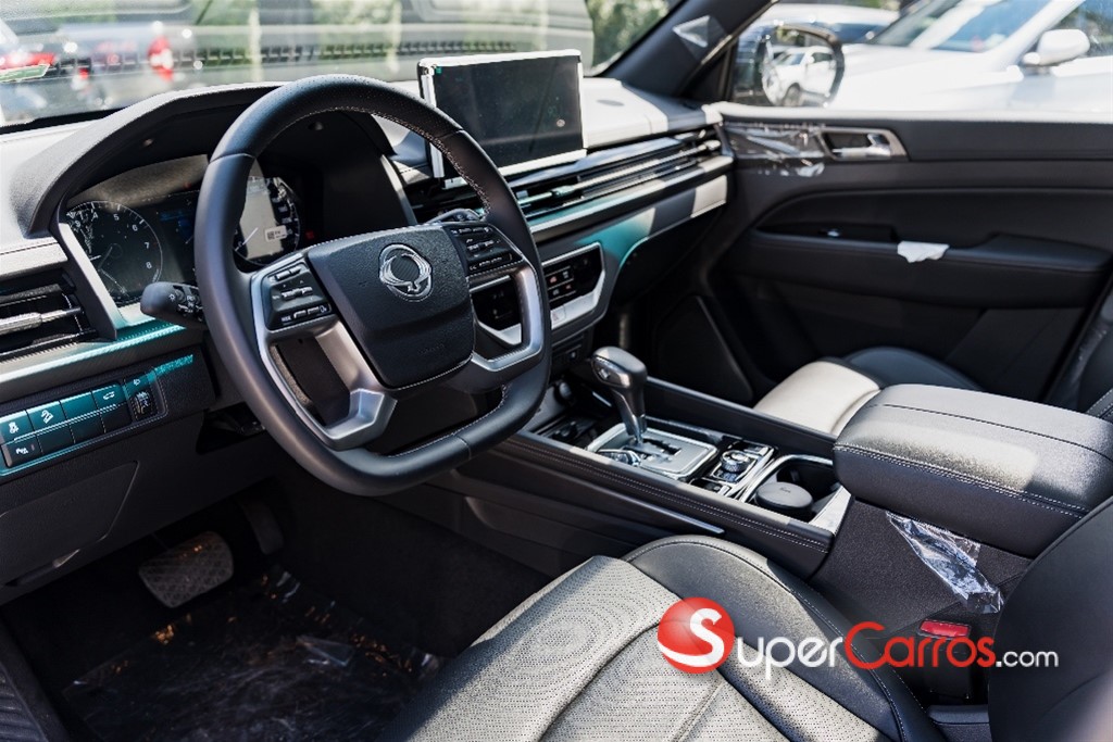 2025 KGM Rexton ADVENTURE — foto 7 / 12