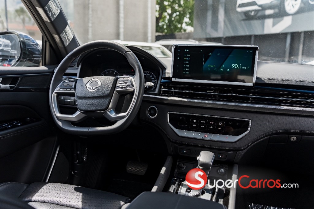 2025 KGM Rexton ADVENTURE — foto 8 / 12