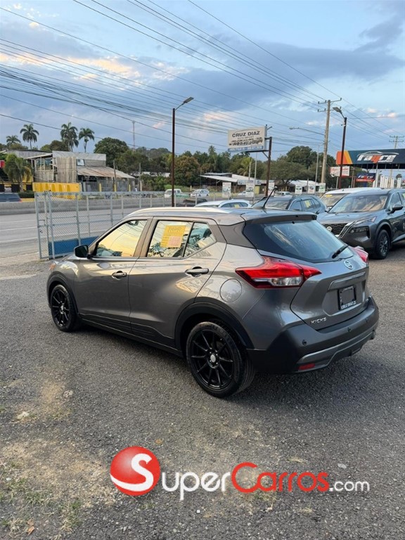 2020 Nissan Kicks SV — foto 7 / 10