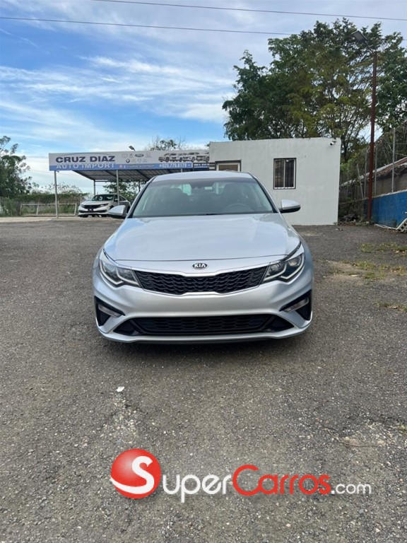 2020 Kia Optima LX — foto 2 / 9