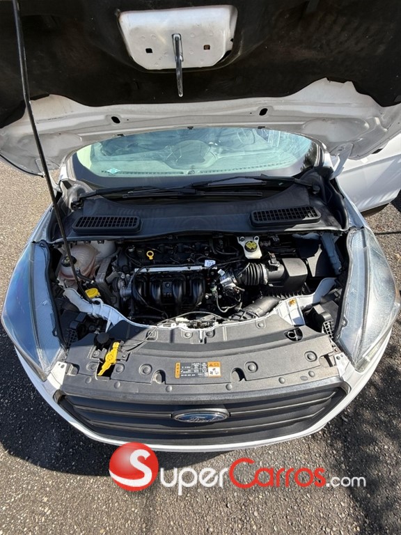 2019 Ford Escape S — foto 2 / 11