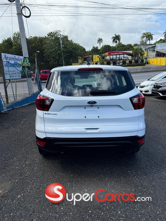 2019 Ford Escape S — foto 6 / 11