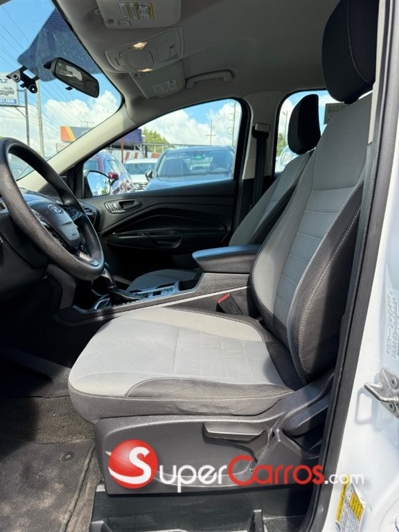 2019 Ford Escape S — foto 7 / 11