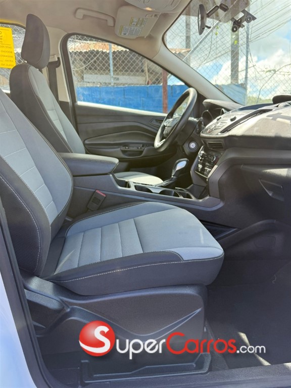 2019 Ford Escape S — foto 8 / 11