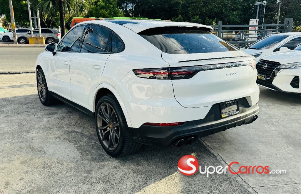 2020 Porsche Cayenne Coupe — foto 3 / 12