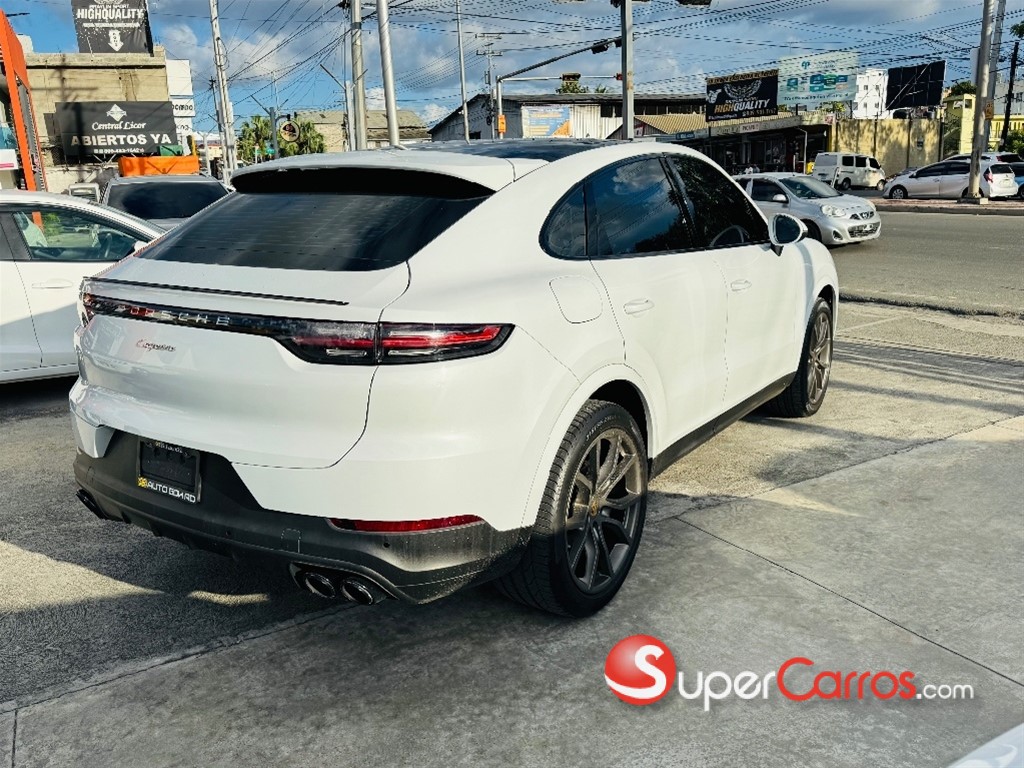 2020 Porsche Cayenne Coupe — foto 4 / 12