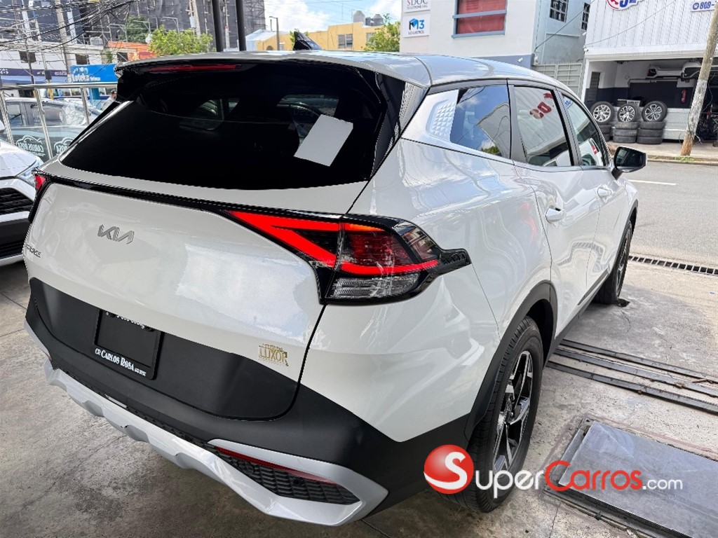 2023 Kia Sportage LX — foto 7 / 9