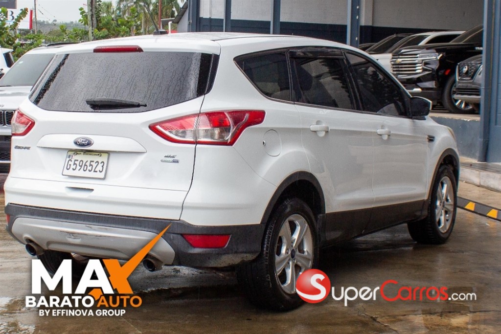 2016 Ford Escape SE — foto 3 / 12