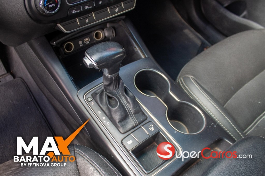 2019 Kia Sorento — foto 10 / 12