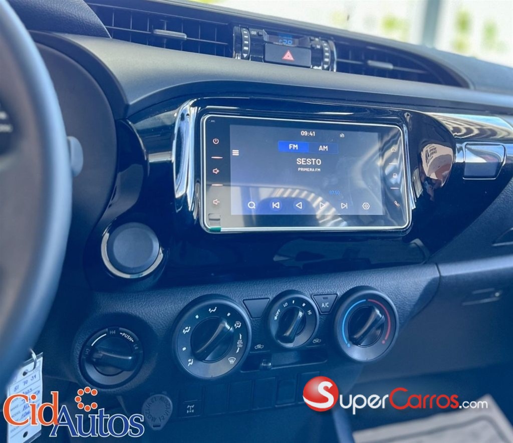 2026 Toyota Hilux — foto 7 / 10