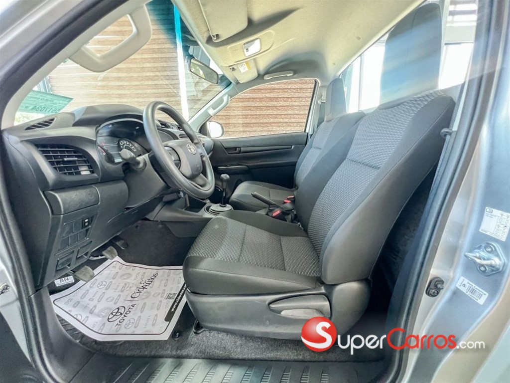 2026 Toyota Hilux — foto 9 / 10
