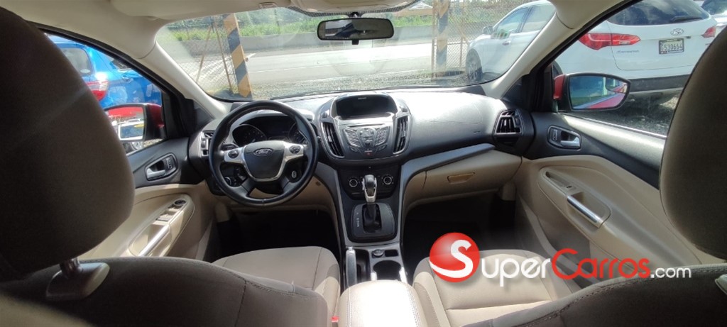 2015 Ford Escape SE — foto 3 / 4