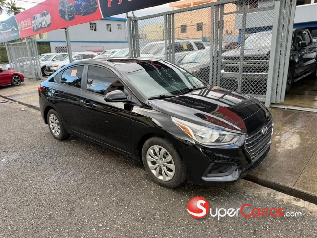 2020 Hyundai Accent SE — foto 2 / 11