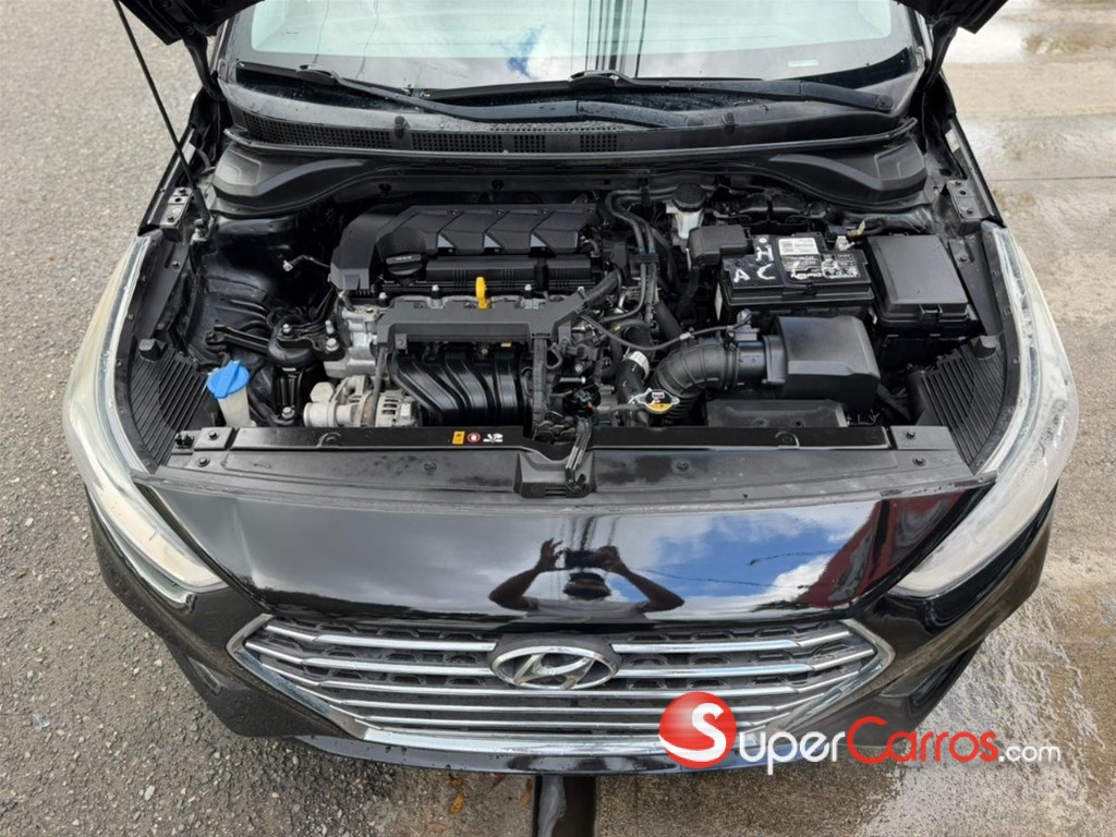 2020 Hyundai Accent SE — foto 10 / 11