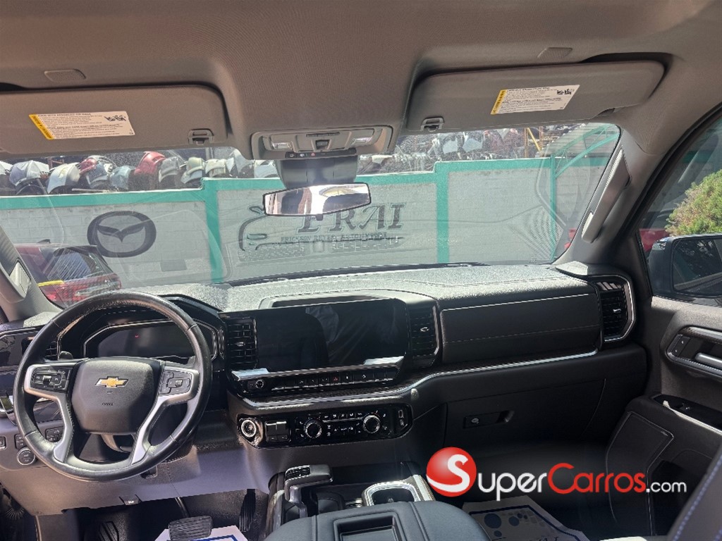 2022 Chevrolet Silverado Z 71 — foto 8 / 12