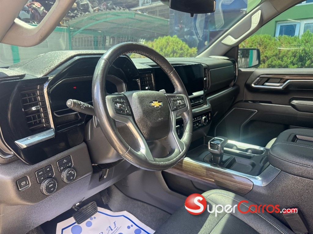 2022 Chevrolet Silverado Z 71 — foto 10 / 12