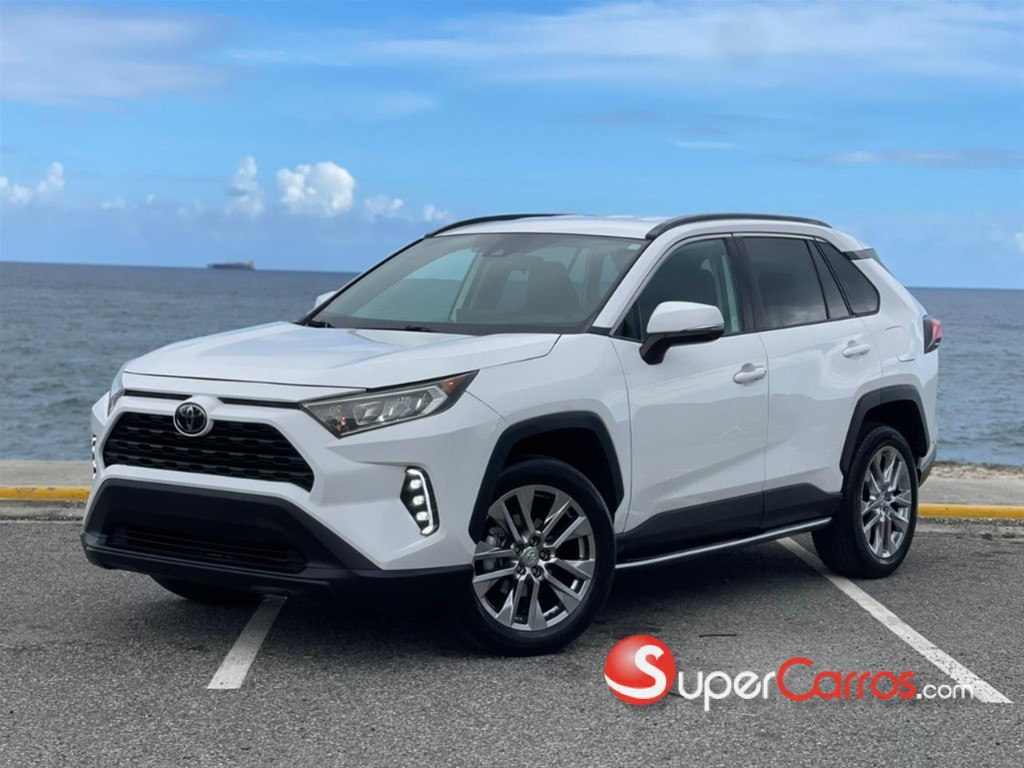 2020 Toyota RAV4 XLE