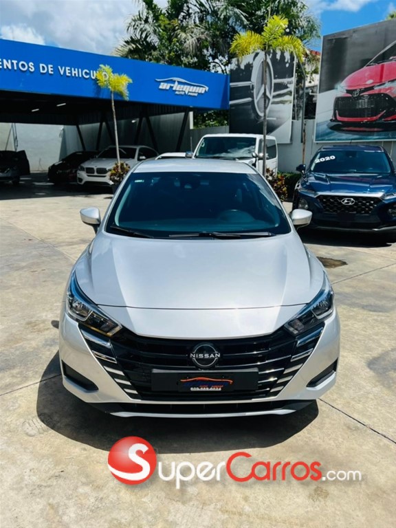 2024 Nissan Versa Sense — foto 10 / 12
