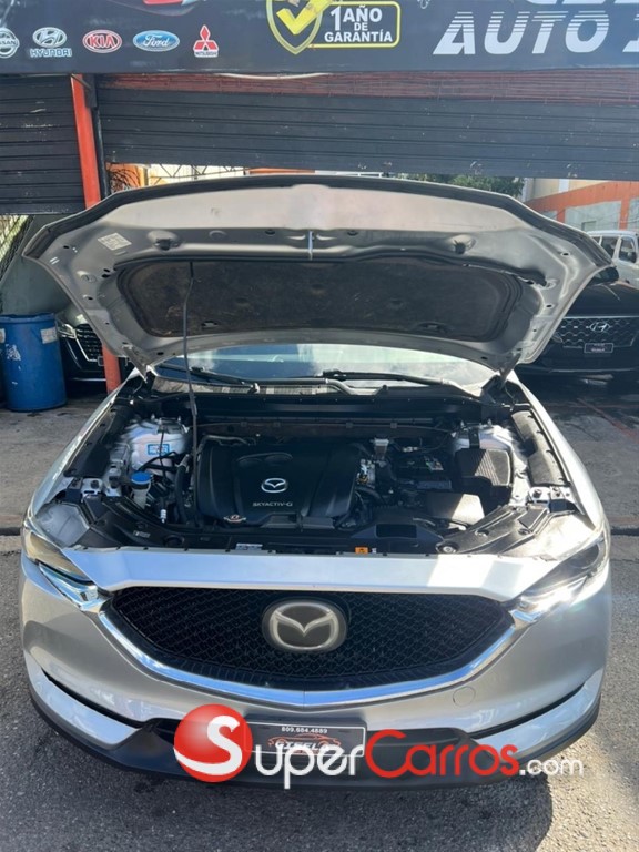 2020 Mazda CX-5 Touring — foto 3 / 9