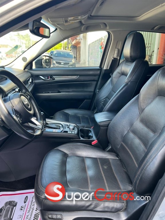 2020 Mazda CX-5 Touring — foto 4 / 9