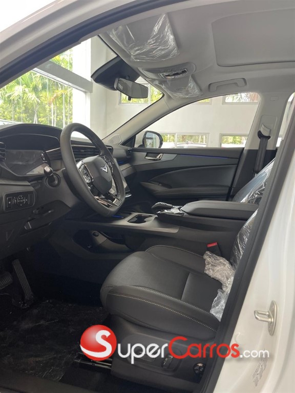 2027 Kaiyi X7 — foto 10 / 10