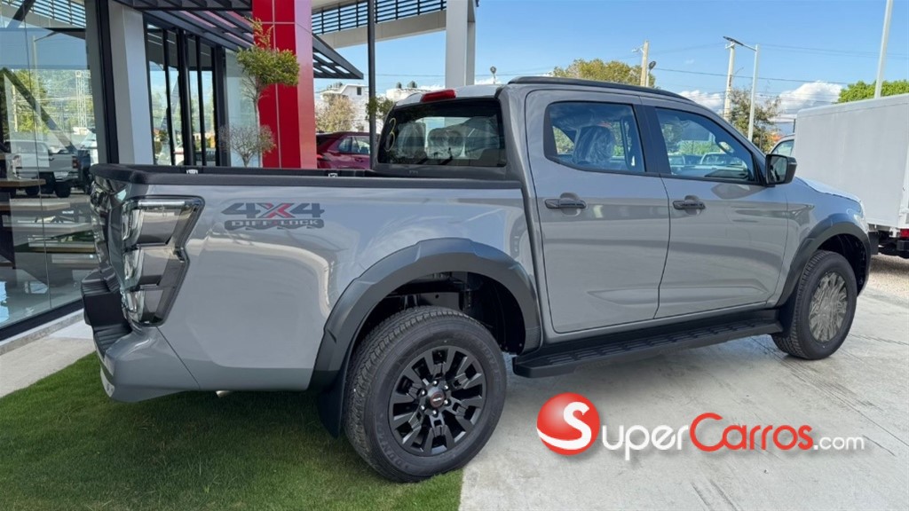 2027 Isuzu DMAX LSE — foto 4 / 9