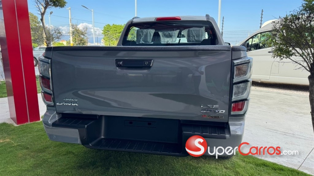 2027 Isuzu DMAX LSE — foto 5 / 9