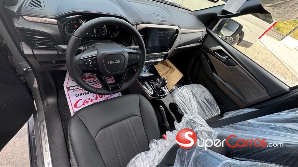 2027 Isuzu DMAX LSE — foto 7 / 9