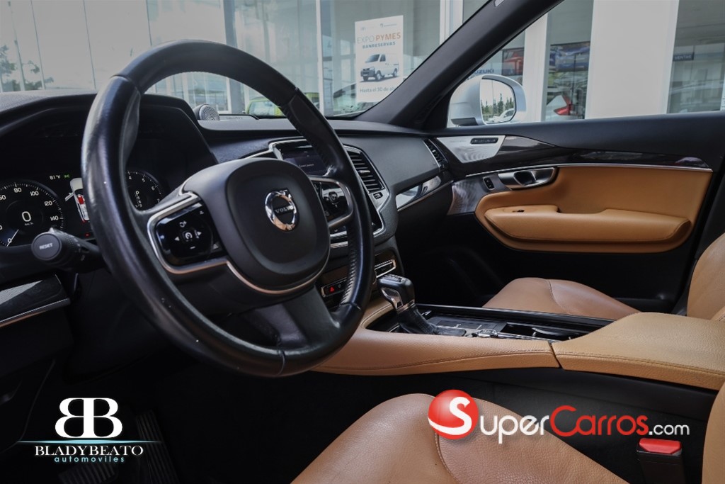 2018 Volvo XC90 Momentum T6 — foto 2 / 12