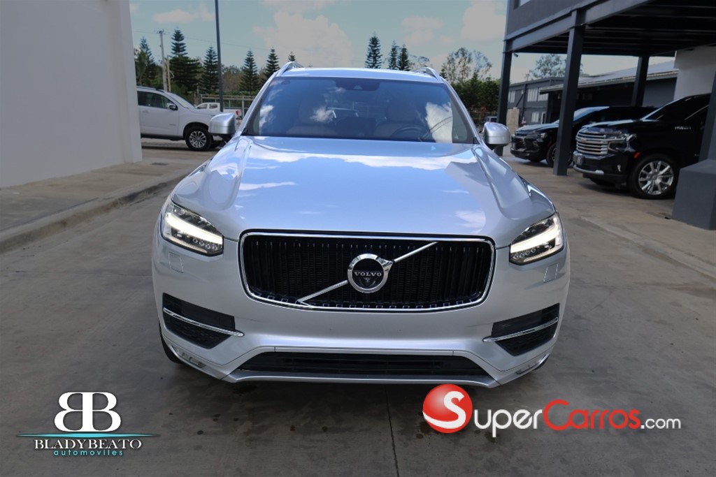 2018 Volvo XC90 Momentum T6 — foto 4 / 12
