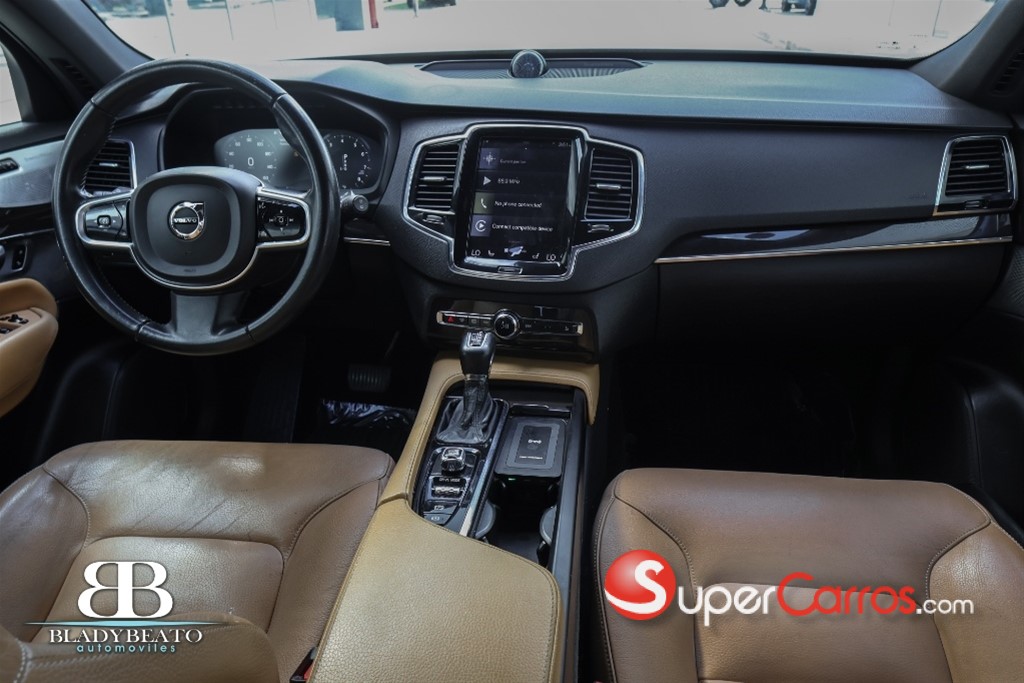 2018 Volvo XC90 Momentum T6 — foto 9 / 12
