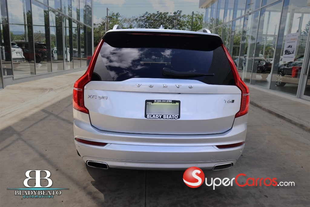 2018 Volvo XC90 Momentum T6 — foto 11 / 12
