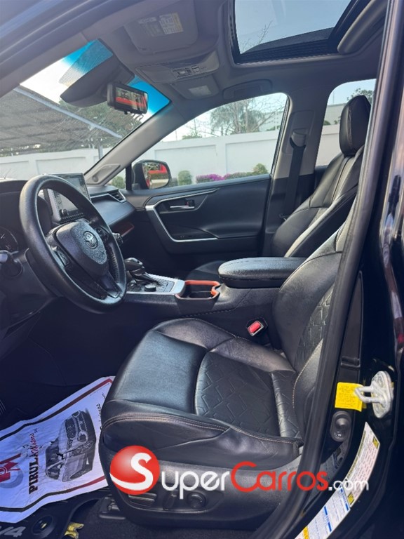 2019 Toyota RAV4 Adventure — foto 9 / 10