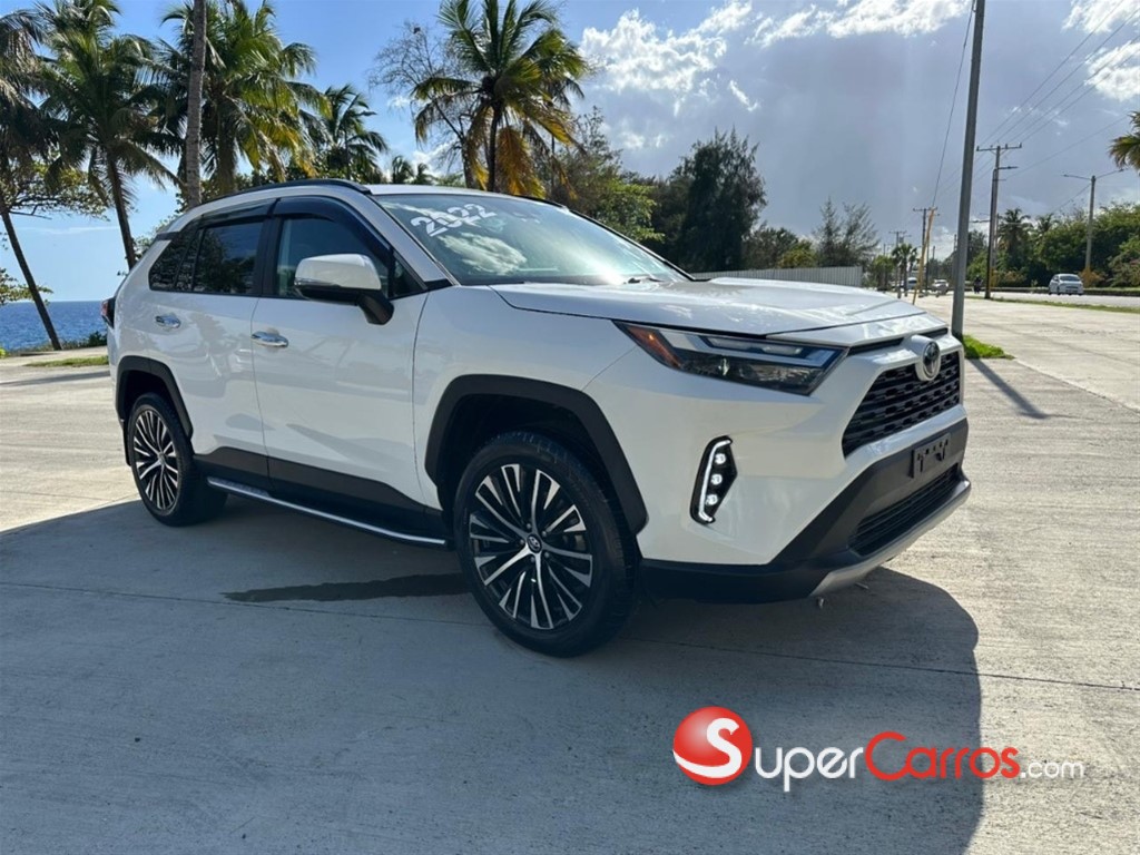 2022 Toyota RAV4 XLE — foto 2 / 12