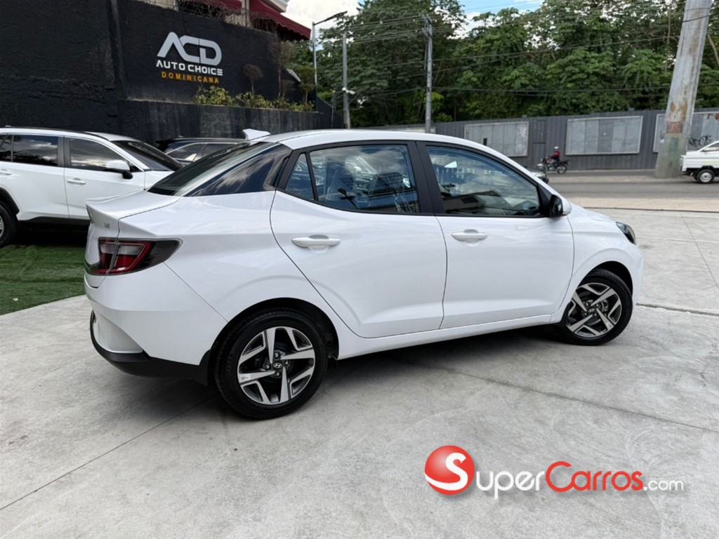 2025 Hyundai Grand I 10 Sedan — foto 4 / 12
